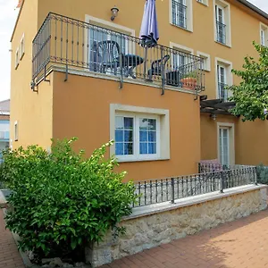Rougemarin Apartman